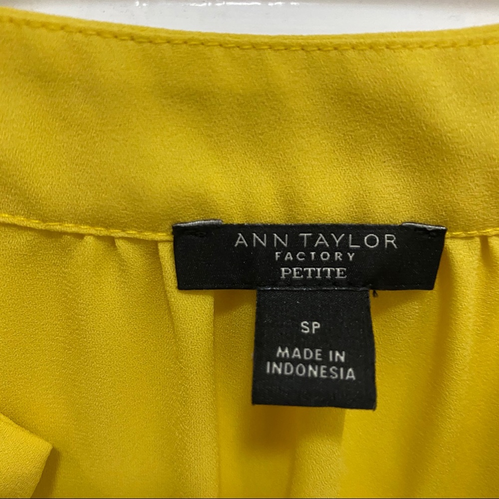 Yellow long sleeve blouse - Picture 2 of 3